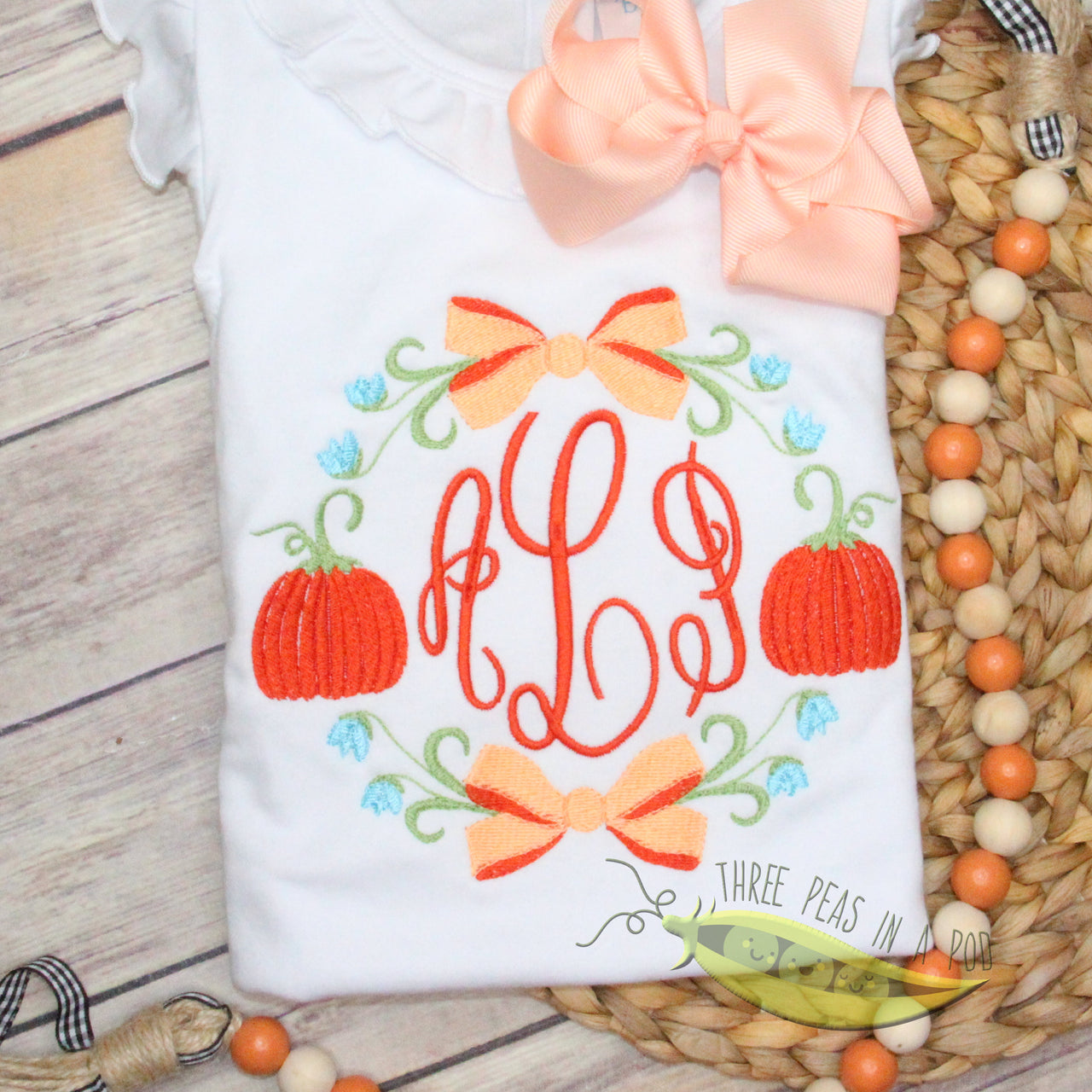 Pumpkin and Bow Frame