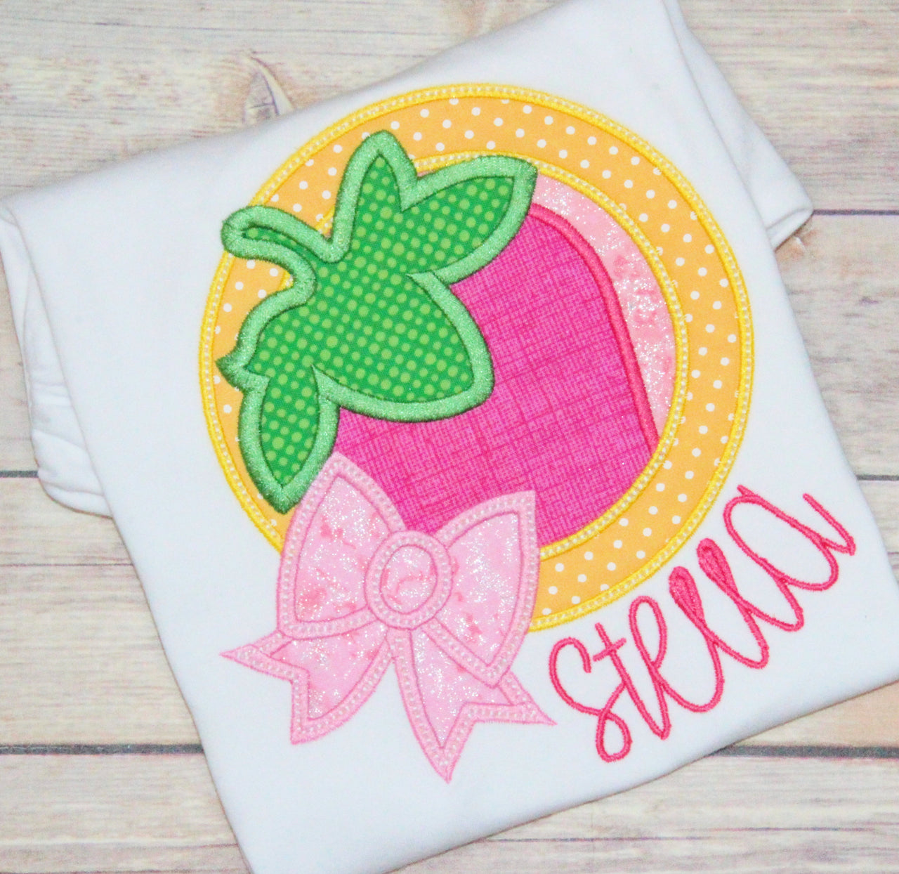 Strawberry with Bow Applique Design